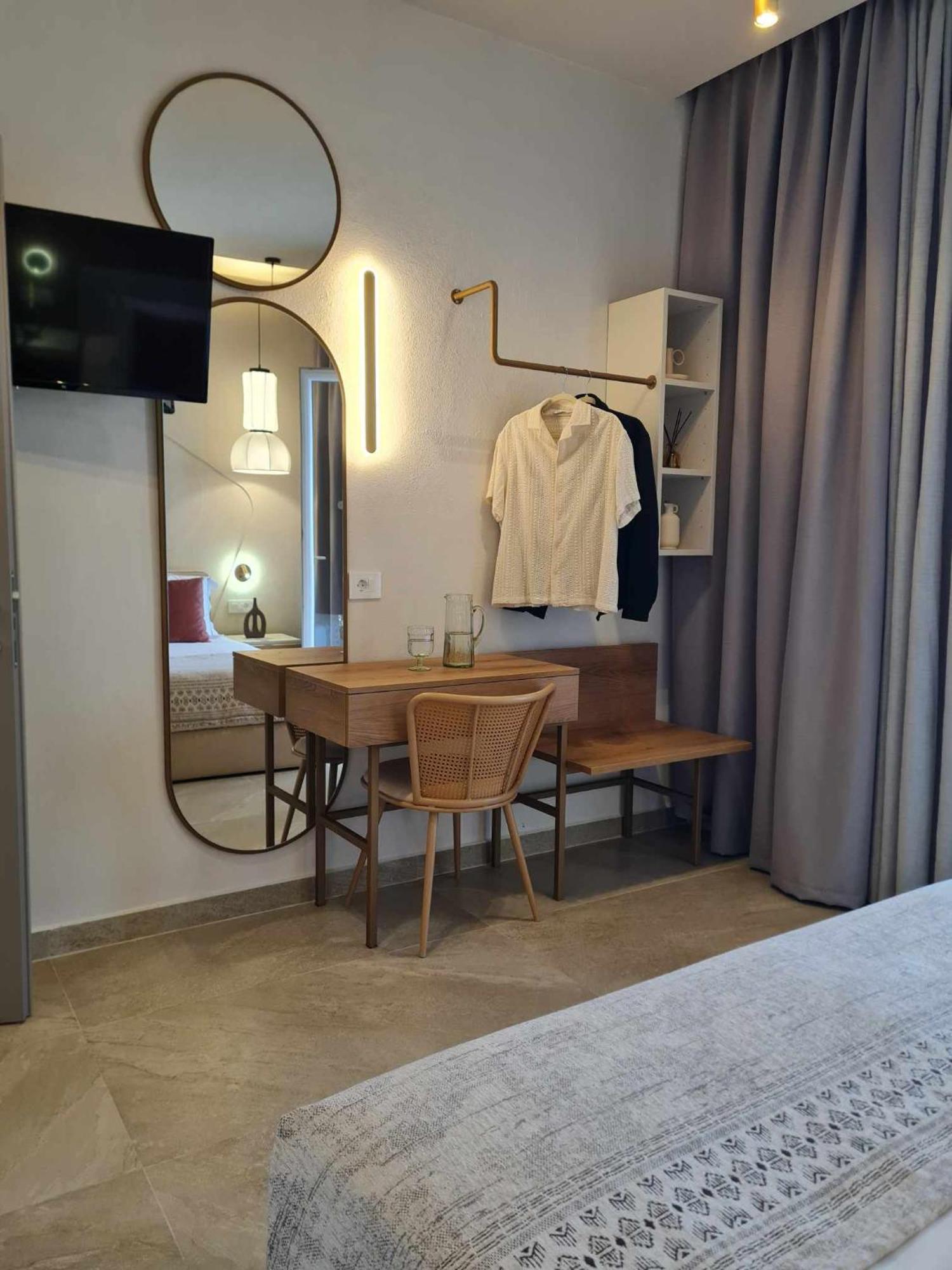 Anna Beach Suites يميناريا المظهر الخارجي الصورة