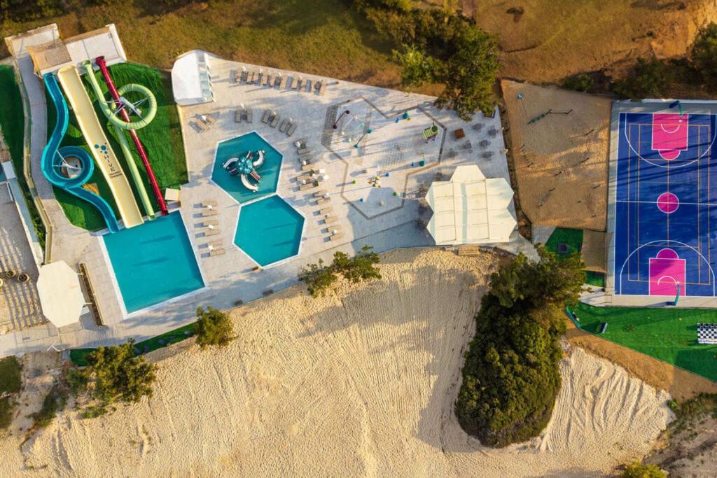 Anna Beach Suites يميناريا المظهر الخارجي الصورة